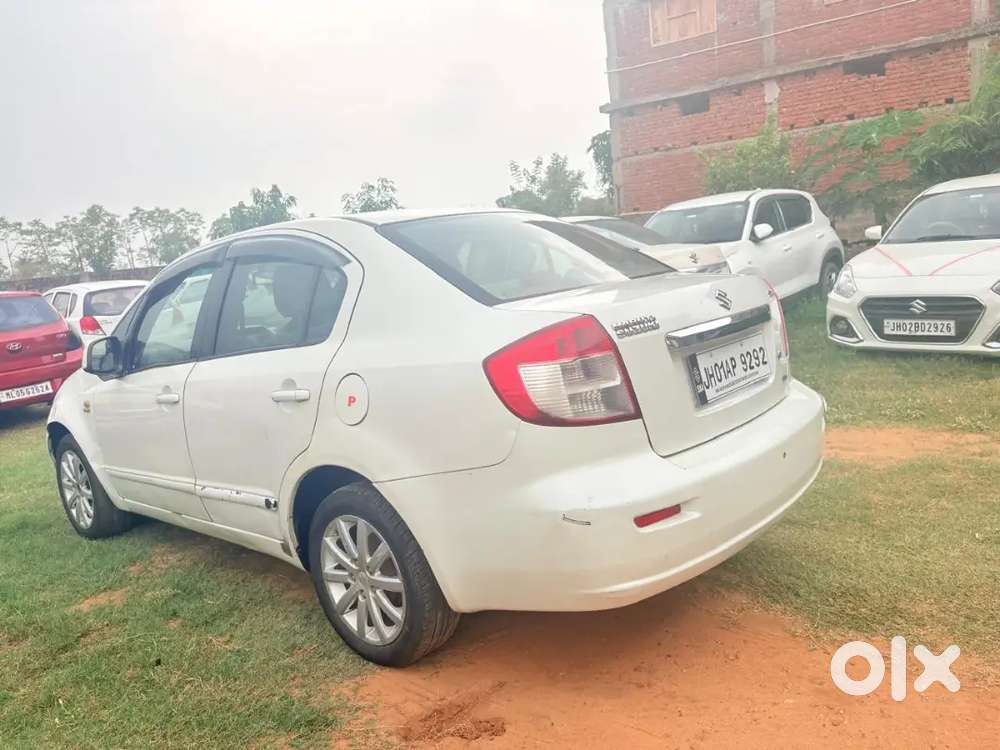 Maruti Suzuki Sx4 2011