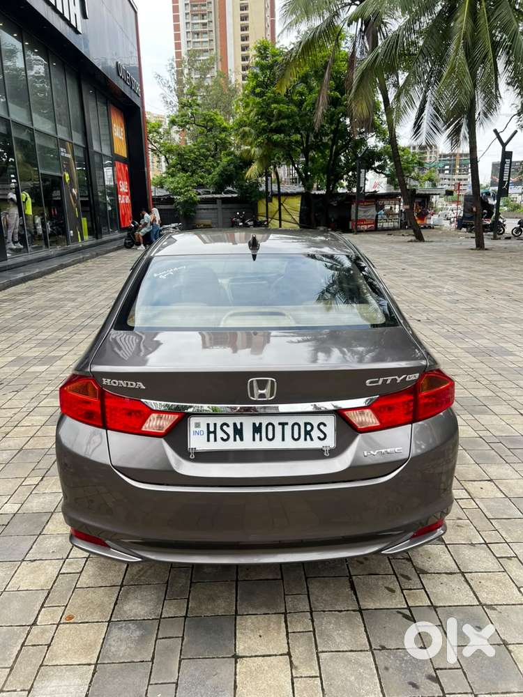 Honda City V At Sunroof I-vtec, 2015, Petrol