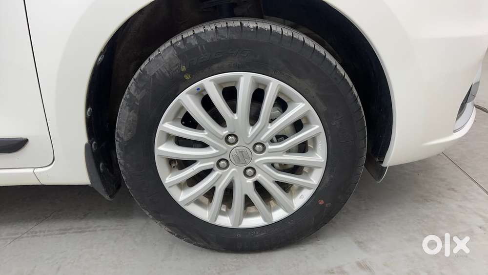 Maruti Suzuki Dzire Zxi Ags, 2023, Petrol