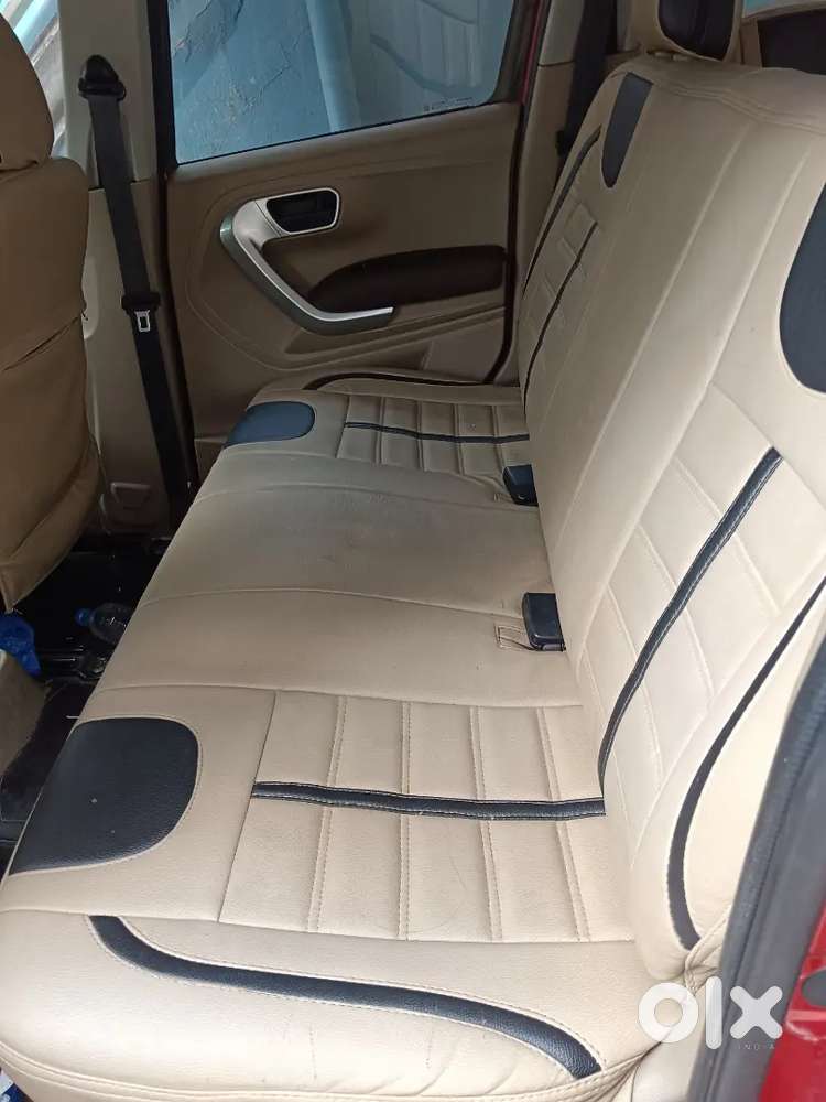 Mahindra Tuv 300 2019 Diesel 133700 Km Driven