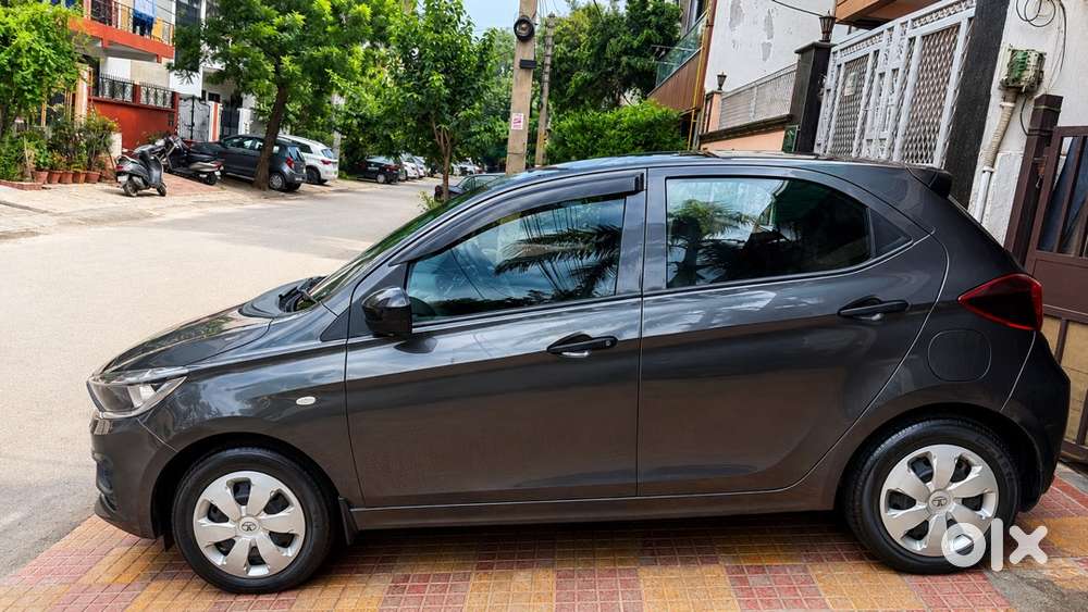 Tata Tiago 2020 Petrol
