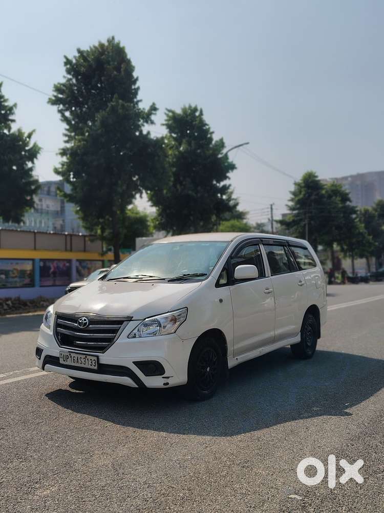 Toyota Innova 2.5 G (diesel) 7 Seater Bs Iv, 2014, Diesel