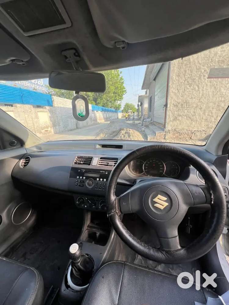 Maruti Suzuki Dzire 2010