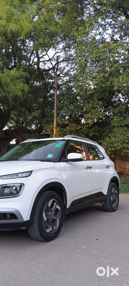 Hyundai Venue Sx Plus Turbo Dct, 2019, Petrol