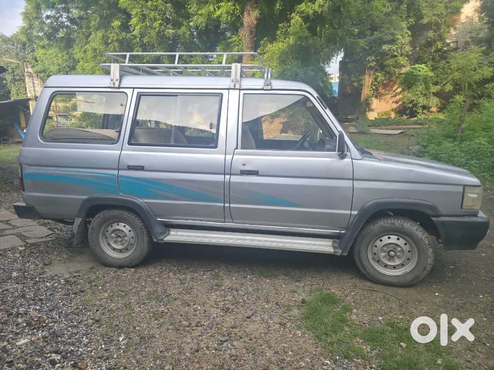 Toyota Qualis 2.4 D 2000