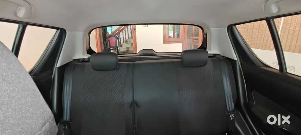 Maruti Suzuki Swift 2016 Petrol 25612 Km Driven