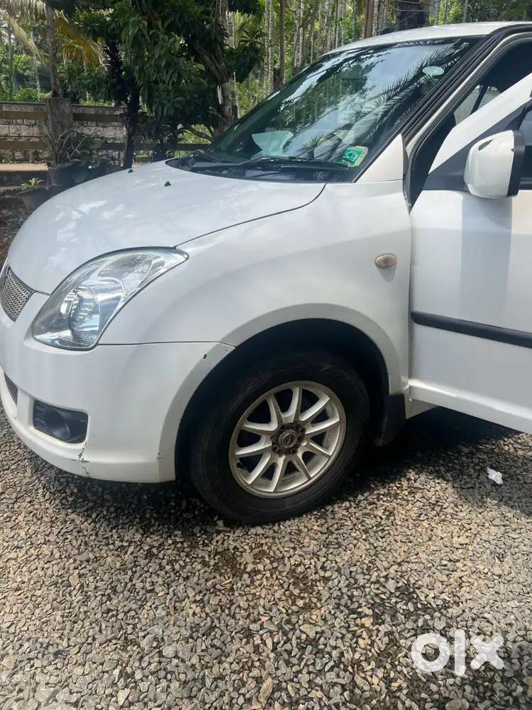 Maruti Suzuki Dzire 2013 Diesel Well Maintained