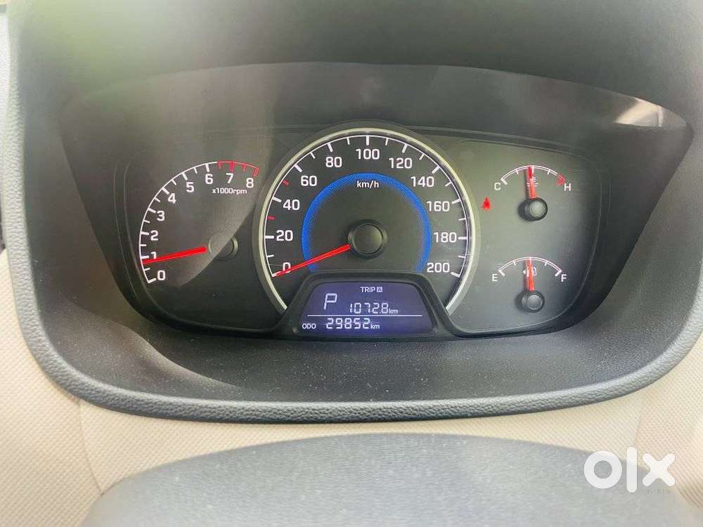 Hyundai Grand I10 At Sportz, 2017, Petrol