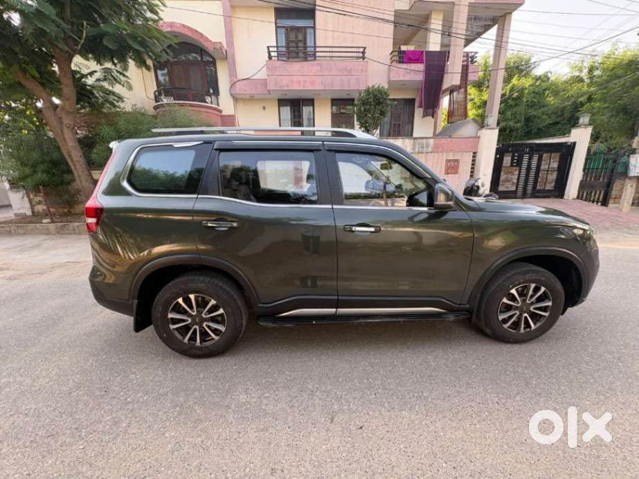 Mahindra Scorpio N Z2 Petrol Mt 7 Str, 2022, Petrol