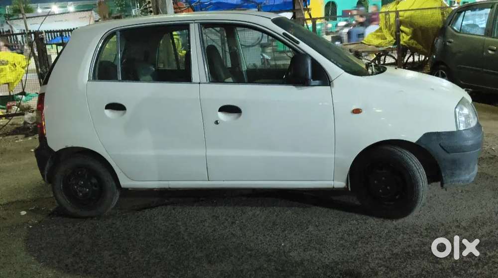 Santro Brand New Condition Complete Docs Urgent Sell