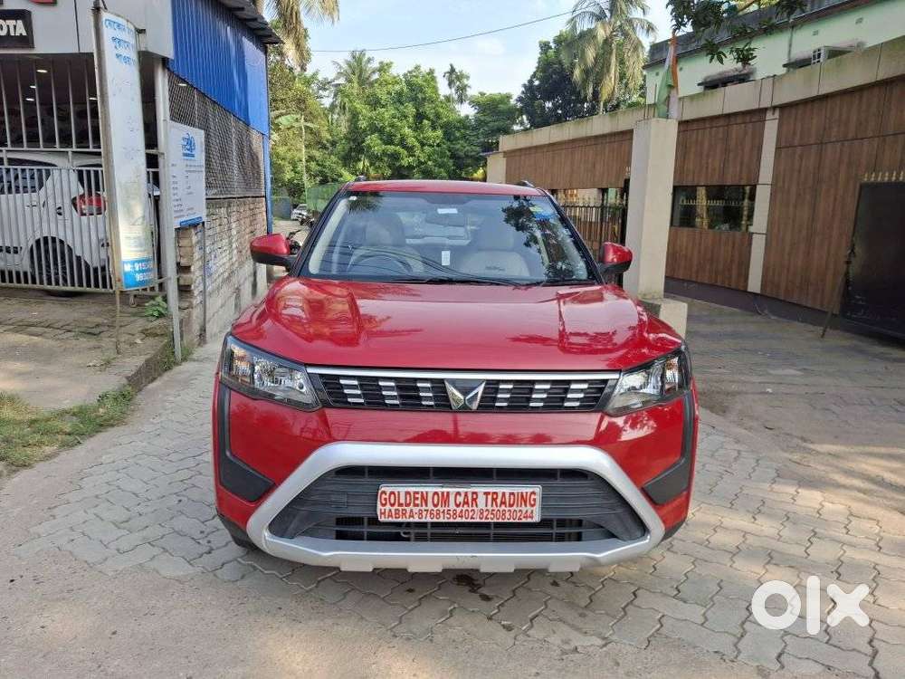 Mahindra Xuv300 W6, 2023, Petrol