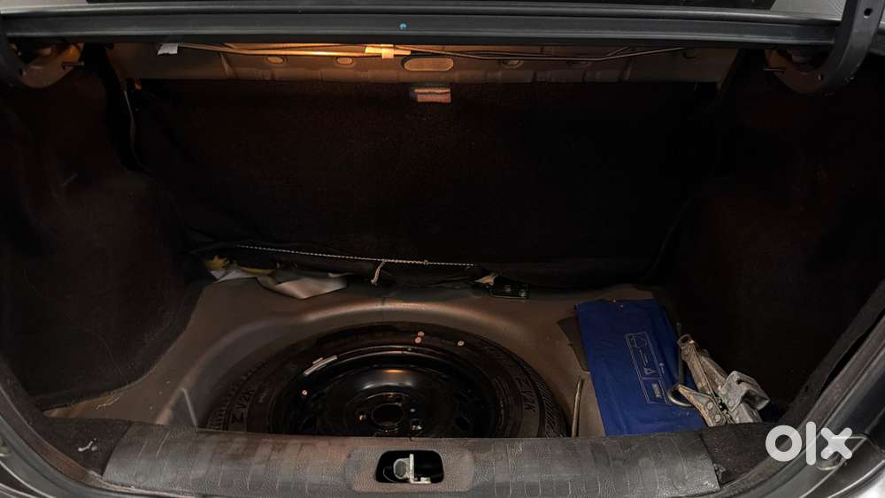 Maruti Suzuki Swift Dzire Vxi 1.2, 2015, Petrol