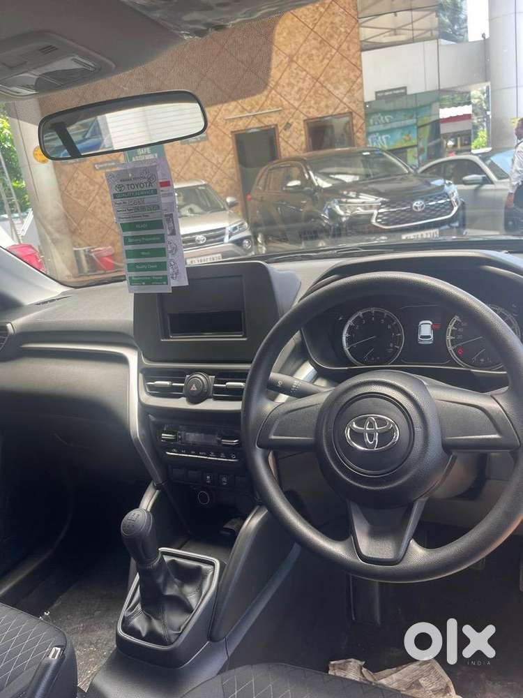 Toyota Petrol Manual 2025