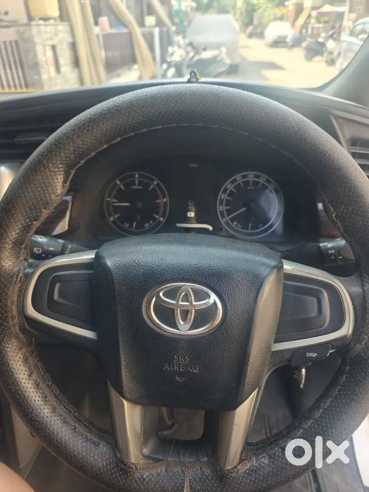 Toyota Innova Crysta 2017