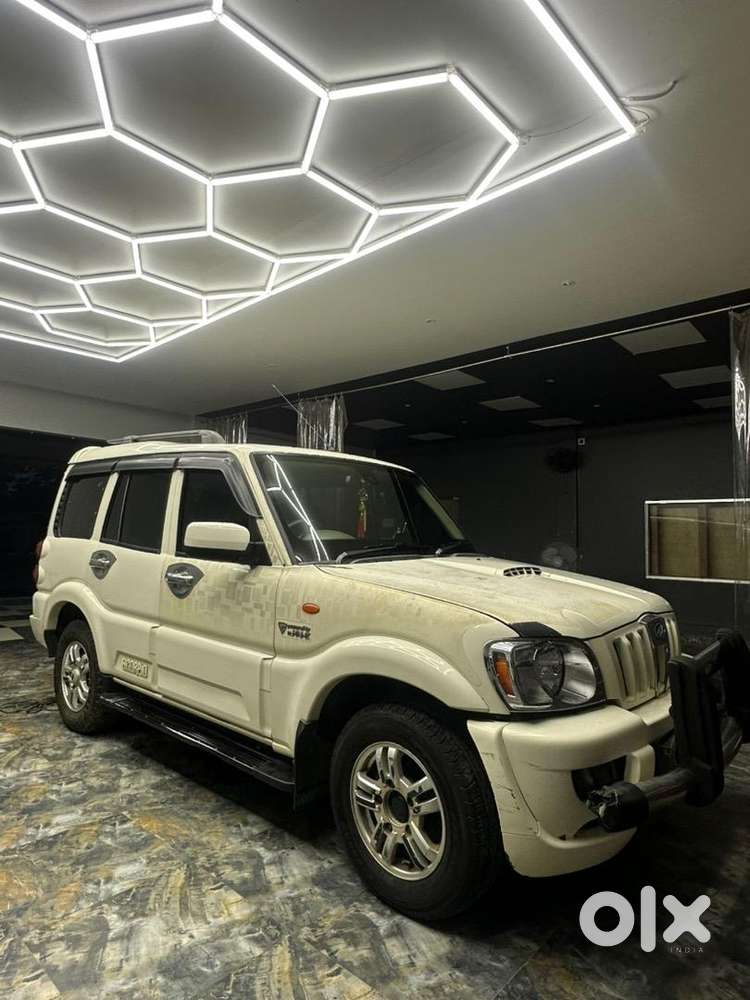 Mahindra Scorpio 2014 Diesel Well Maintained