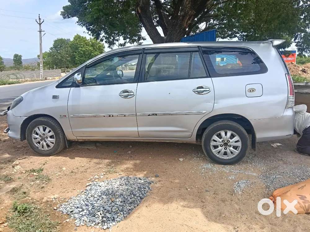 Toyota Innova 2.5 Ev 2011