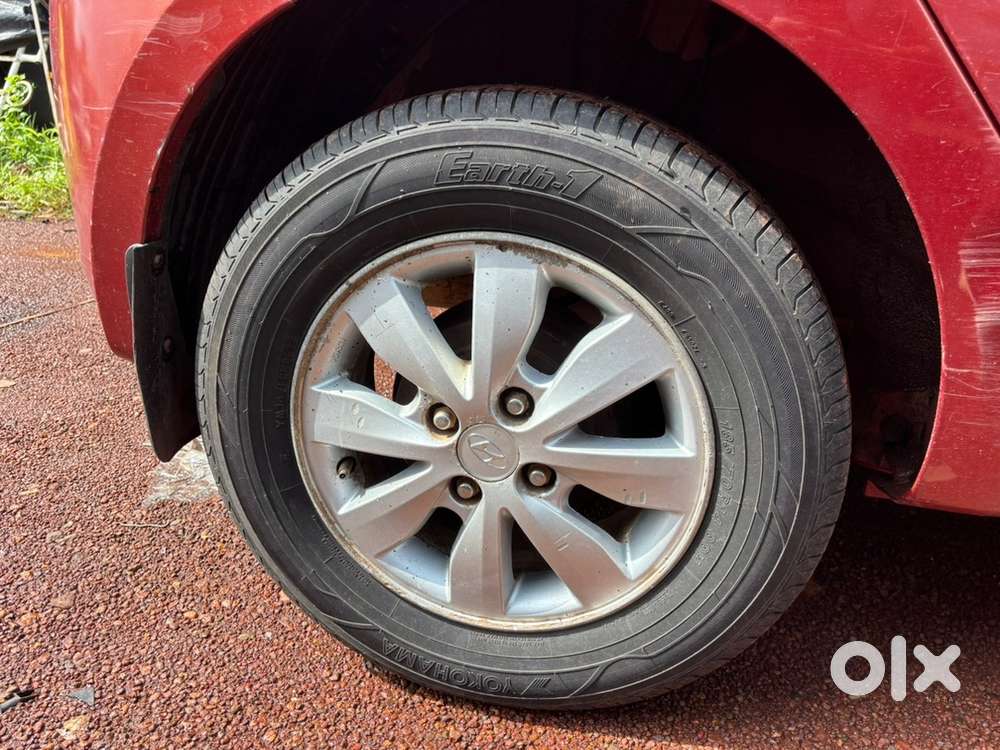 Hyundai I20 1.2 Asta Petrol Manual 2012