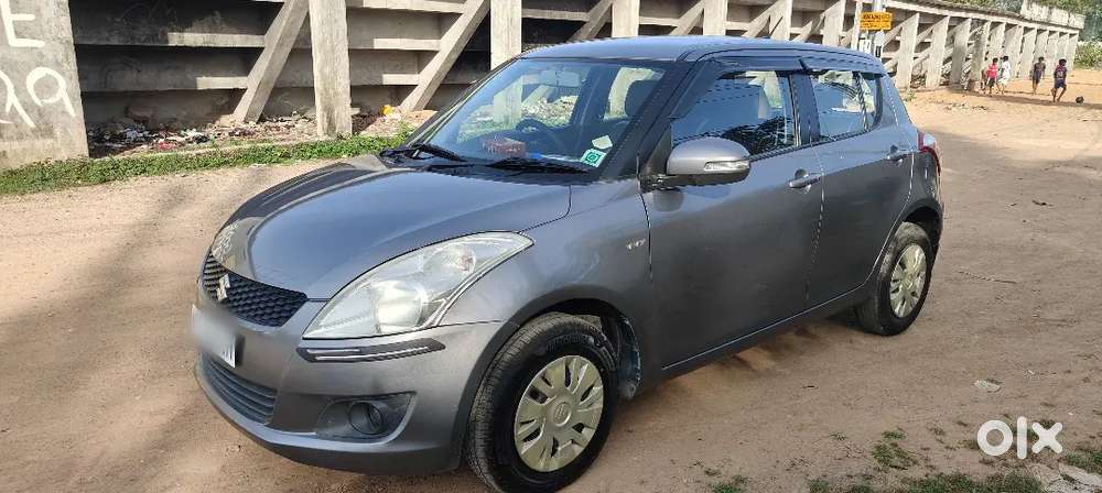 Maruti Suzuki Swift Vxi Option