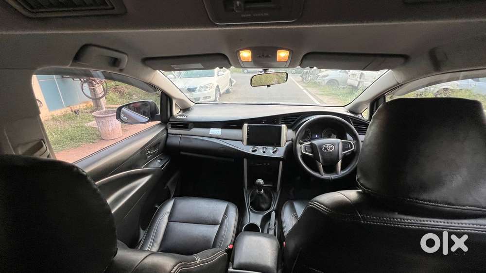 Toyota Innova Crysta 2.4 G Plus Mt 7 Str, 2017, Diesel