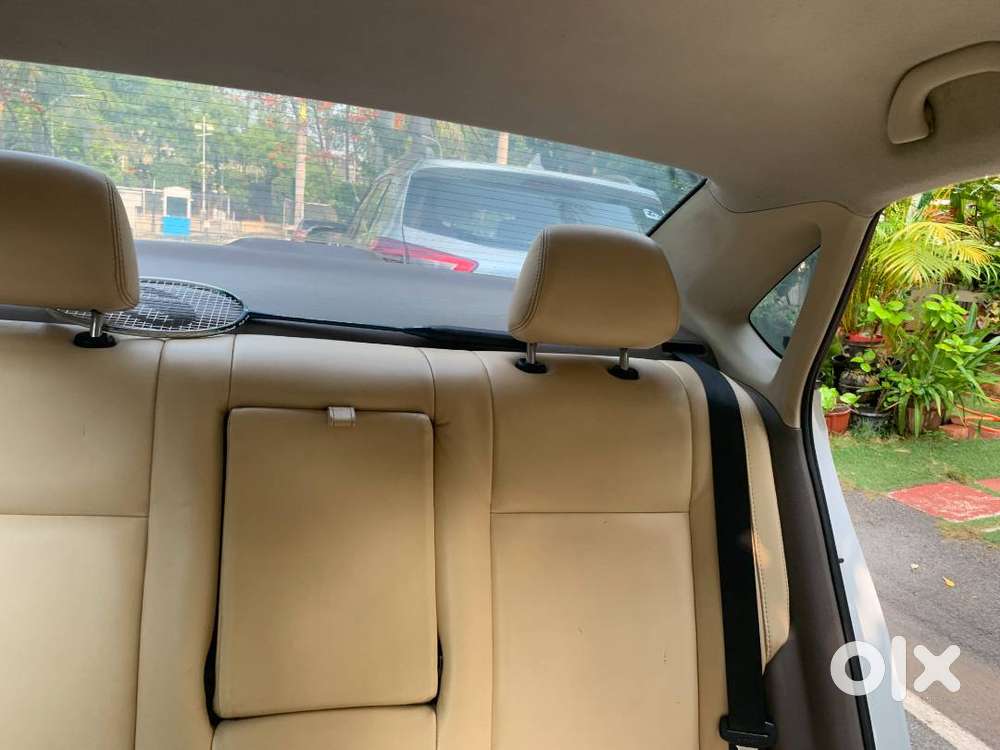 Skoda Rapid Elegance 1.6 Mt  Doctor Driven  Fully Company Maintained