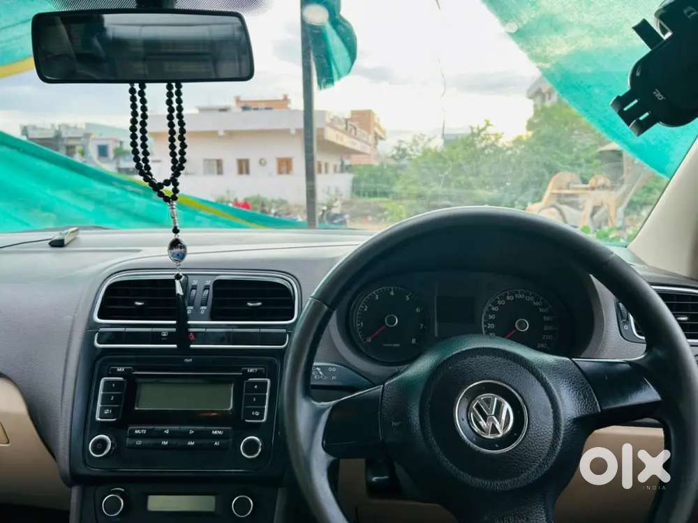 Volkswagen Vento 2011 1.6 Petrol Highline
