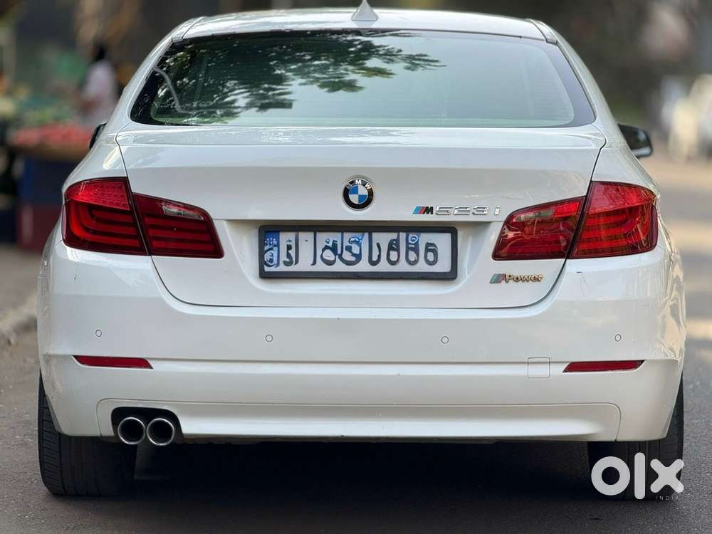 Bmw 5 Series 523i Sedan 2011