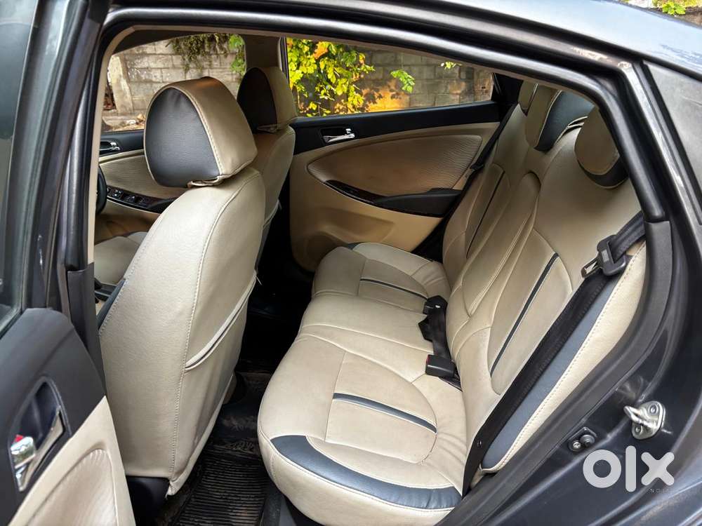 Hyundai Fluidic Verna 1.6 Vtvt Sx, 2011, Petrol