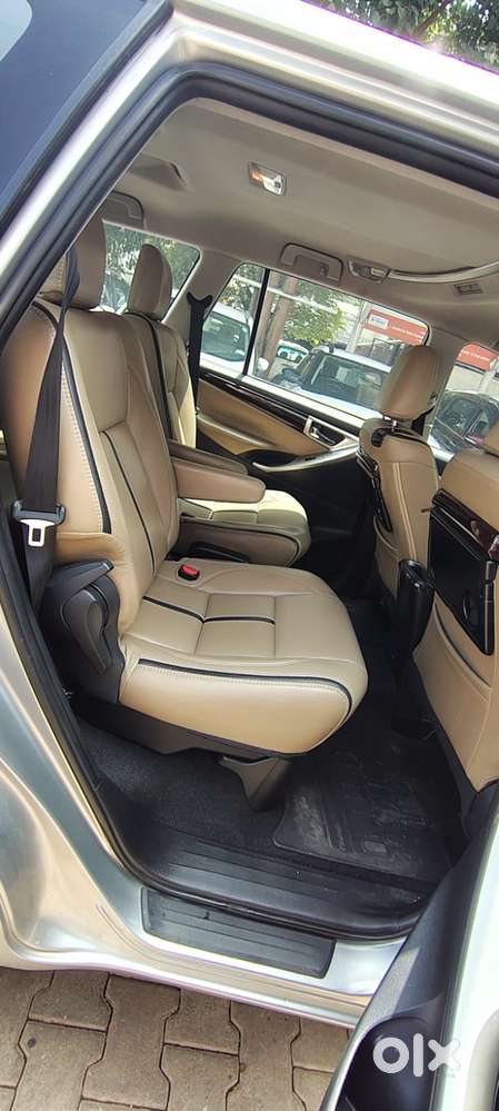 Toyota Innova Crysta Zx 2.4 Diesel 7 Seater, 2018, Diesel