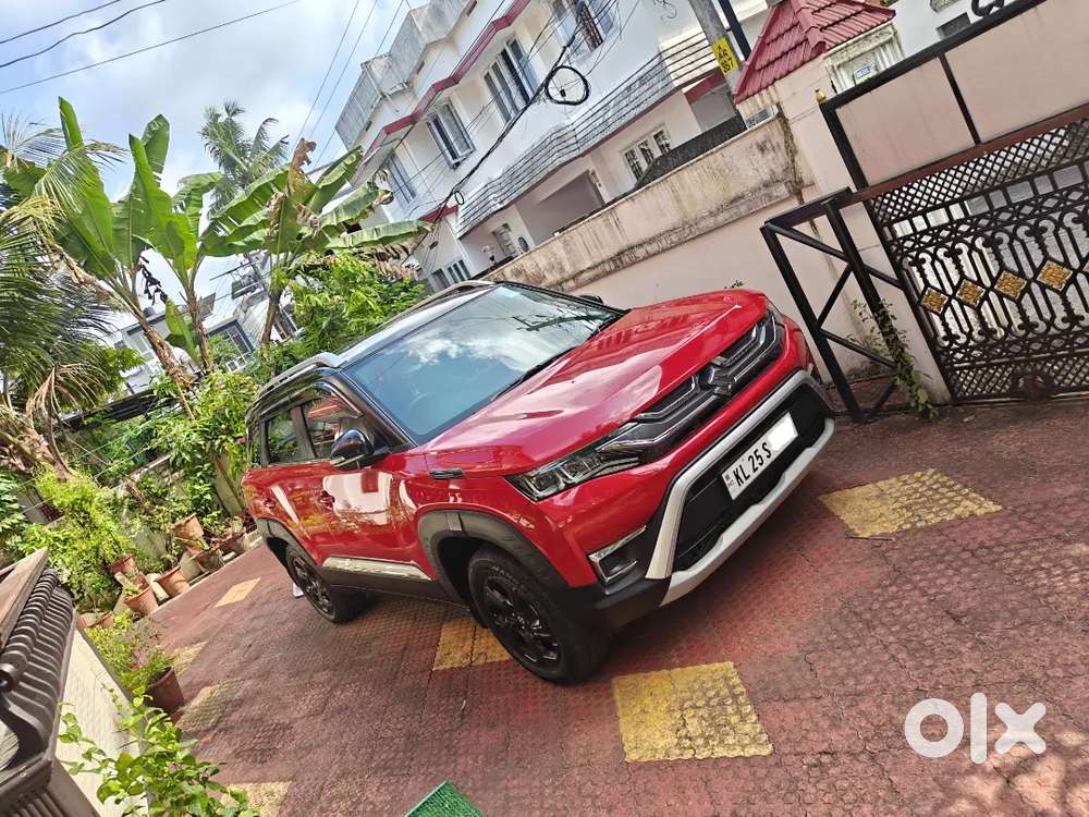 Maruti Suzuki Brezza Zxi Automatic Dual Tone | 2025 | Only 6,750 Km
