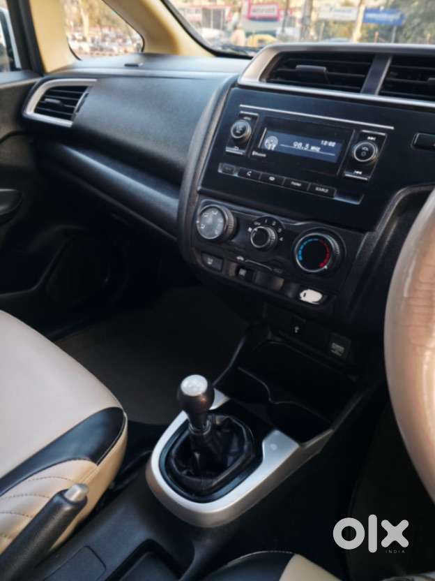 Honda Jazz S Mt I-vtec, 2017, Petrol