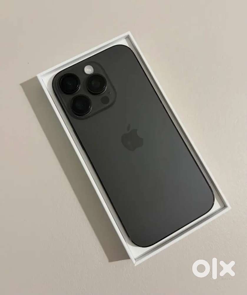 IPhone 16 pro black titanium colour 512gb box & bill also call me..