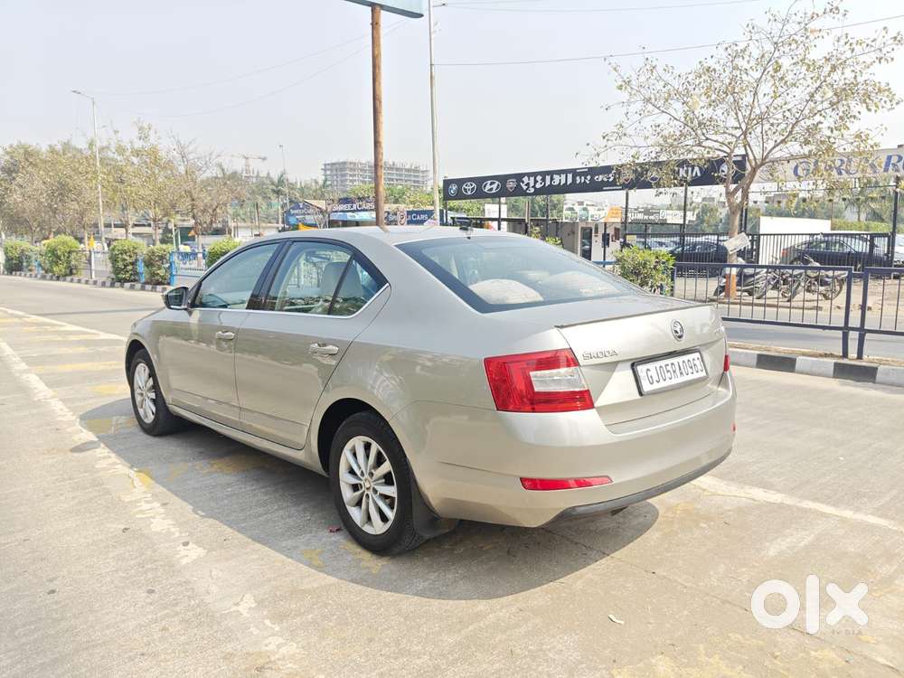 Skoda Octavia [2014-2017] 2.0 Style Tdi At, 2017, Diesel