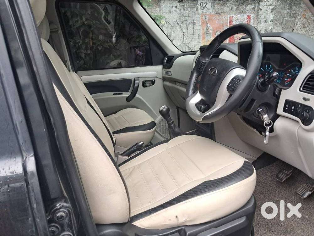 Mahindra Scorpio S11 Mt 7s, 2020