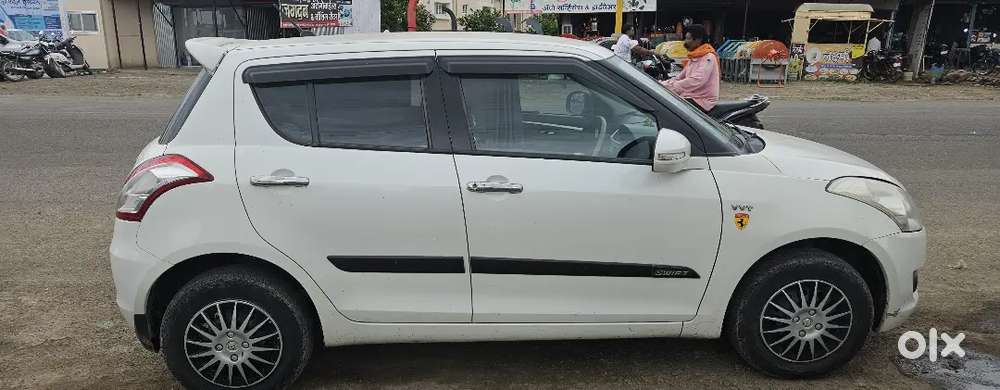 Maruti Suzuki Swift 2013 Lxi