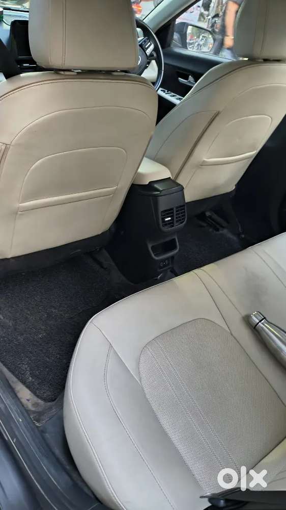 To Bying7 Seater Suv