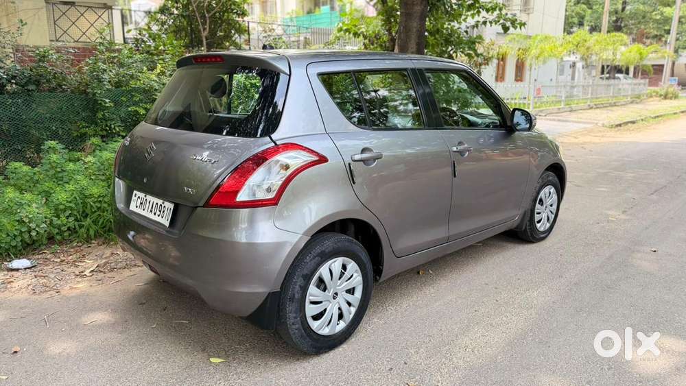 Maruti Suzuki Swift Amt Vvt Vxi, 2012, Petrol