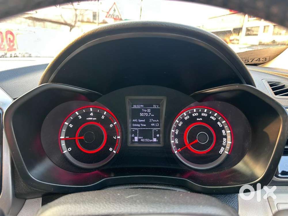 Mahindra Xuv300 2021 Petrol Well Maintained