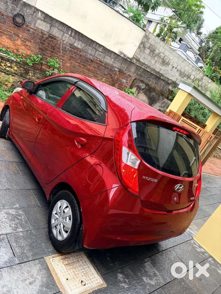 Hyundai Eon 2013 Model Well Maintained