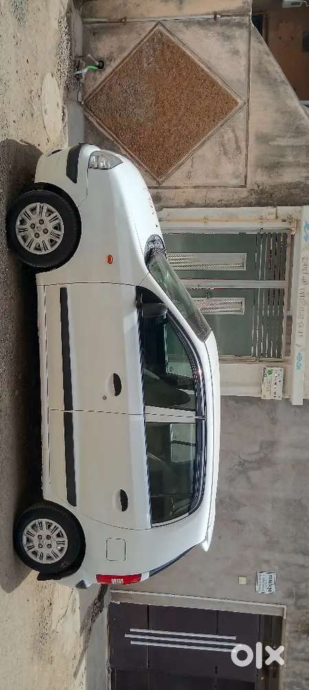 Hyundai Santro Le Zip 2011