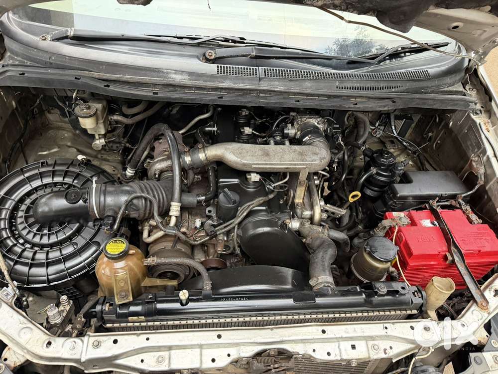 Toyota Innova 2.5 G (diesel) 8 Seater Bs Iv, 2005, Diesel