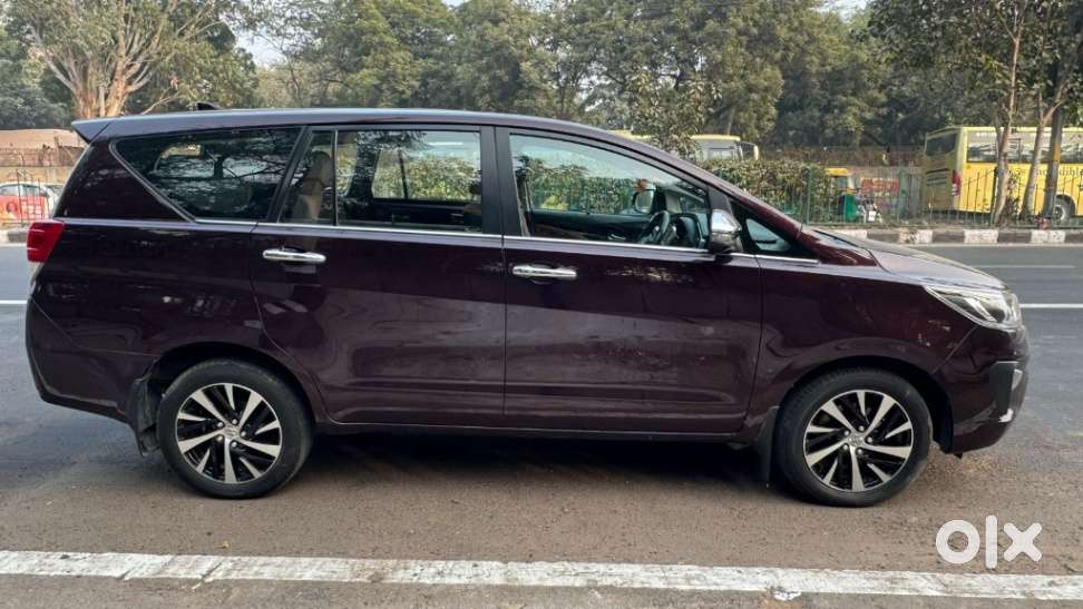 Toyota Innova Crysta [2020-ongoing] 2.7 Zx At 7 Str, 2022, Petrol