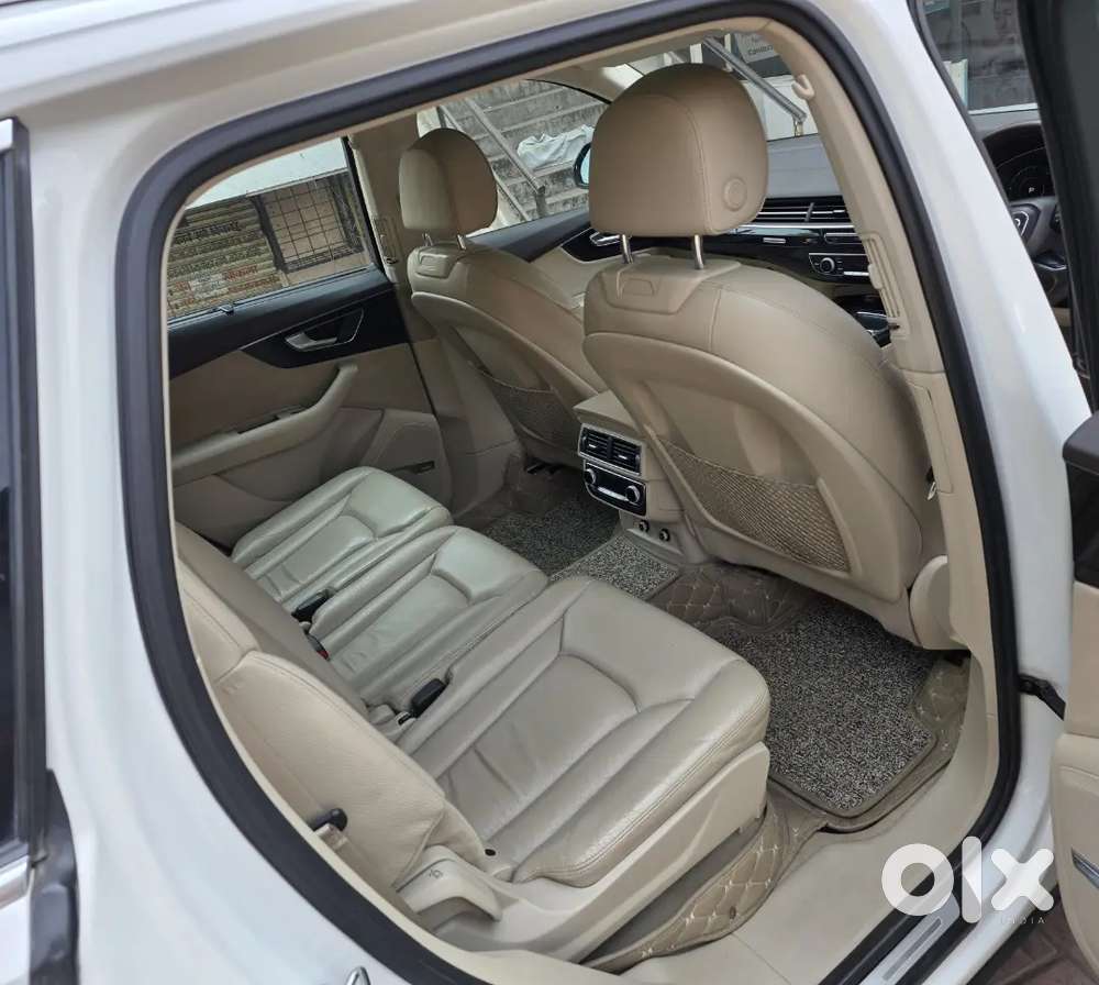 Audi Q7 2019 Diesel 105000 Km Driven