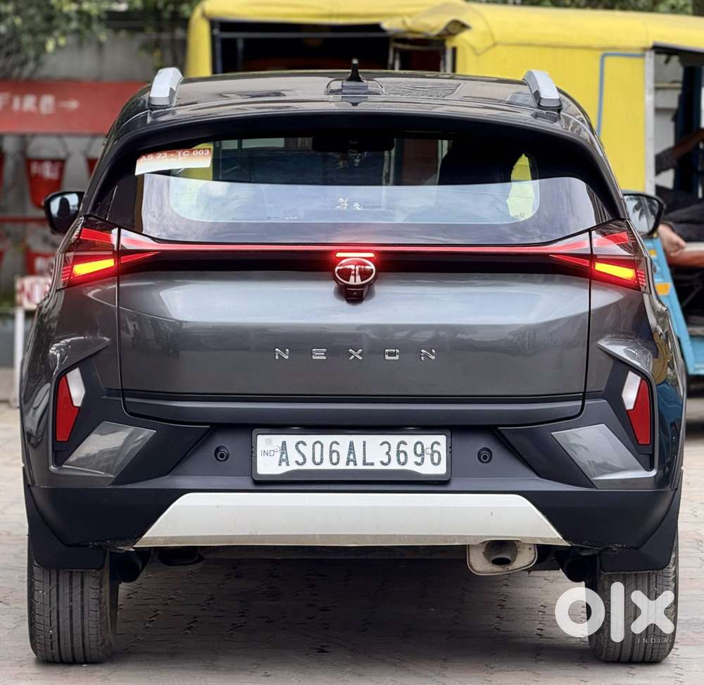 Tata Nexon Creative Plus S 1.2 Revotron Petrol 6 Mt, 2024, Petrol