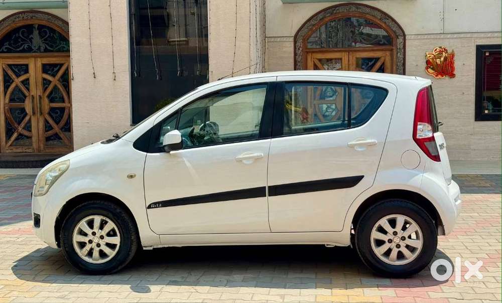 Maruti Suzuki Ritz Zxi, 2011, Petrol