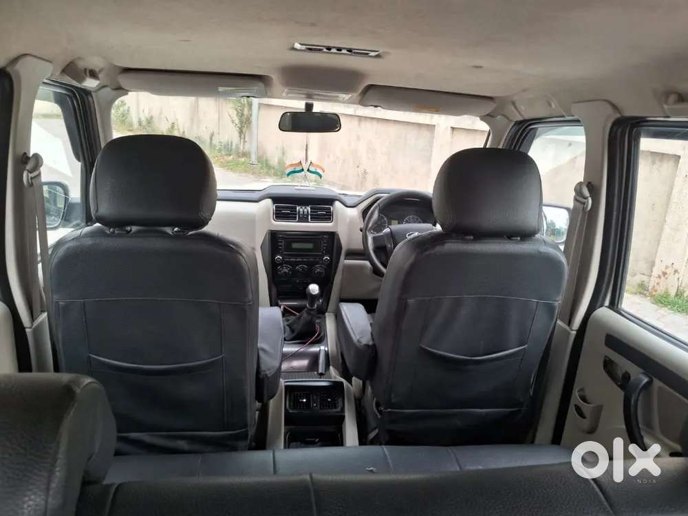 Mahindra Scorpio S7 Classic 2018
