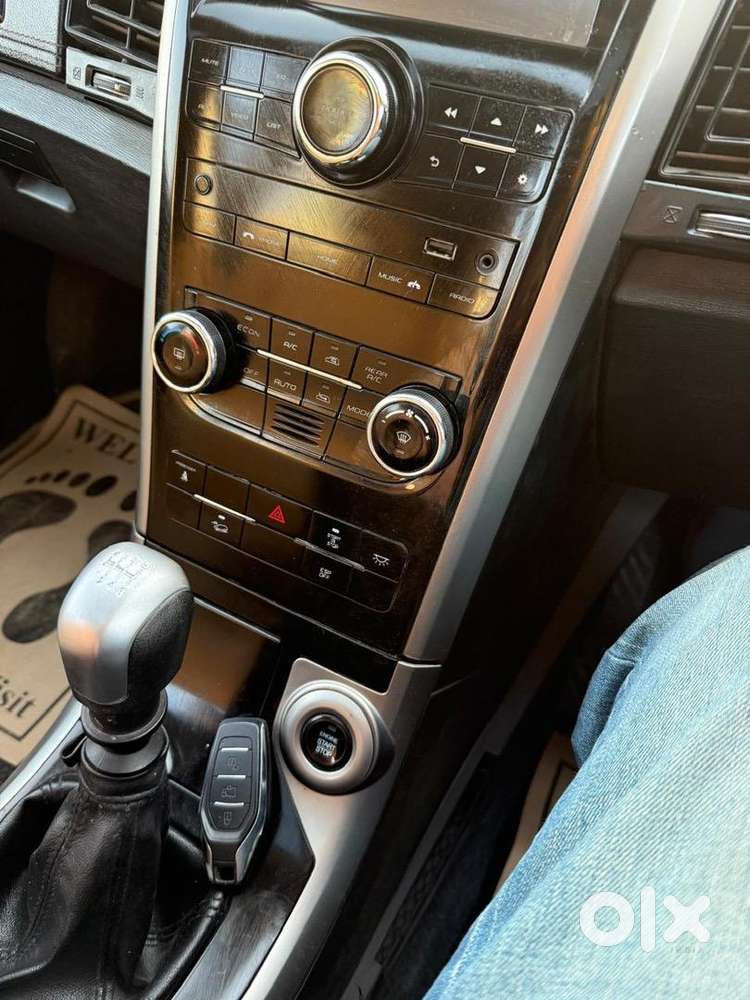 Xuv 500  W11  Nov 2018