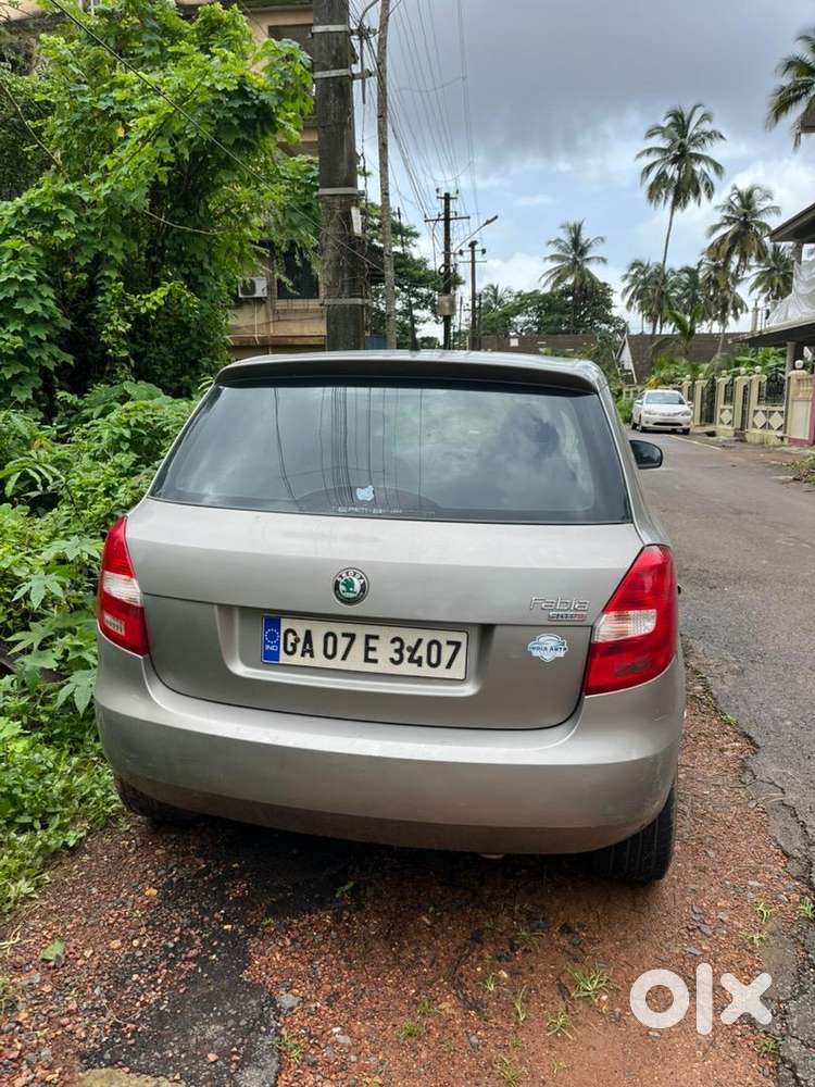 Skoda Fabia 2011 Petrol 110000 Km Driven