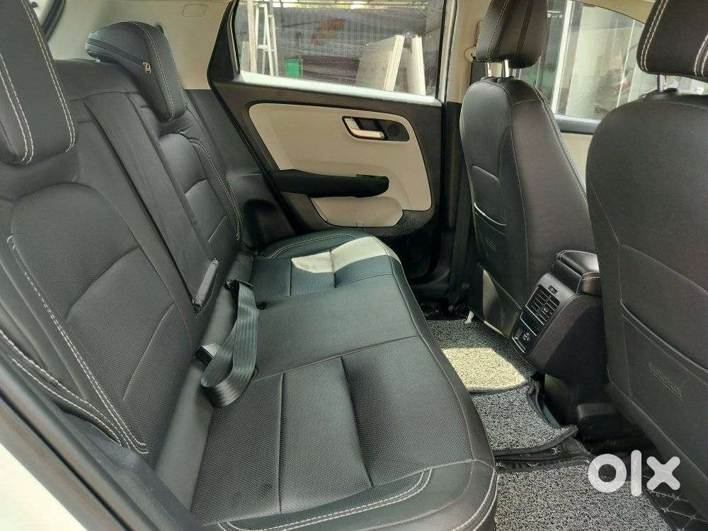 Tata Altroz 1.2 Xe Plus Petrol, 2023, Petrol
