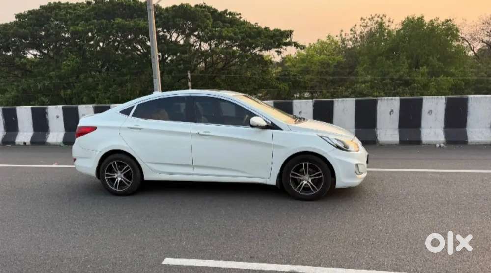 Hyundai Verna 2011 Diesel 72000 Km Driven