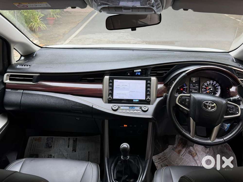 Toyota Innova Crysta 2.4 V 8 Str, 2022, Diesel
